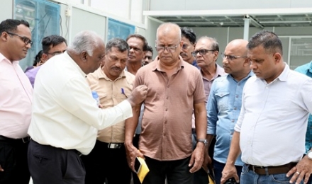Minister of Agriculture, Livestock, Land and Irrigation K.D. Lalkantha participated in an inspection of the abandoned largest Aquaponic technology greenhouse in South Asia.
